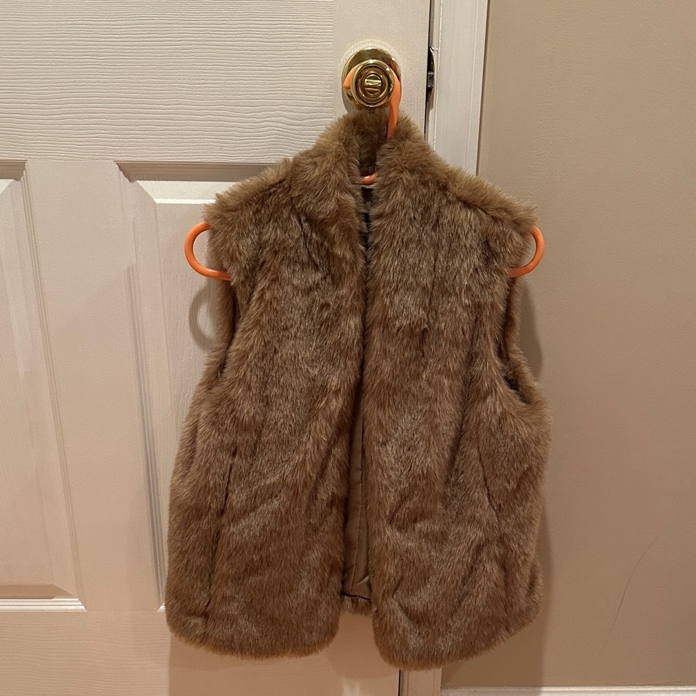 Banana Republic Faux Fur Vest in Brown